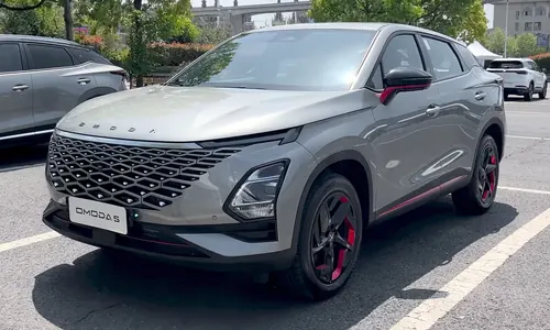 Omoda E5